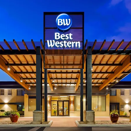 Best Western West Towne Suites